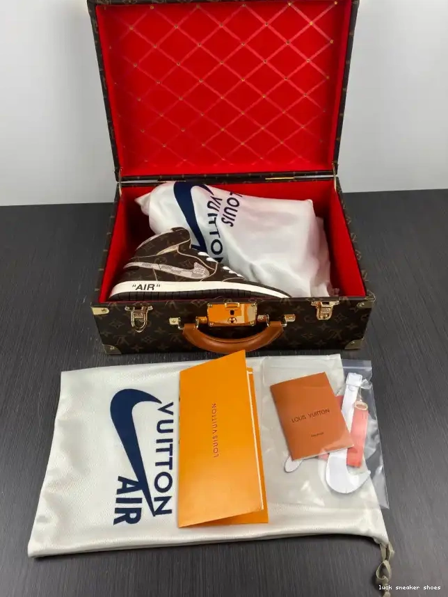 Reps LUCY x Air Jordan OFF-WHITE 1 LV 0611